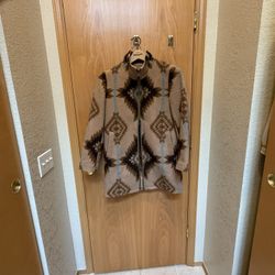 Women’s Pendleton Wool Coat. 