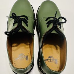 Dr. Martens Leather shoes