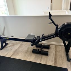 Black Concept 2 Rower - PM5