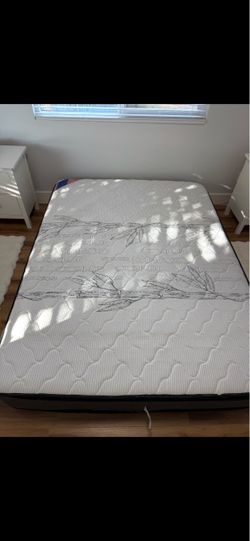 Queen mattress