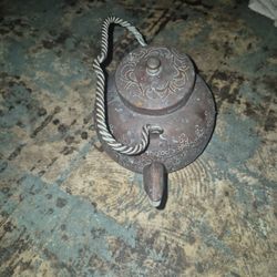 Chinese  Or Tibetan  Tea Pot Brewer 