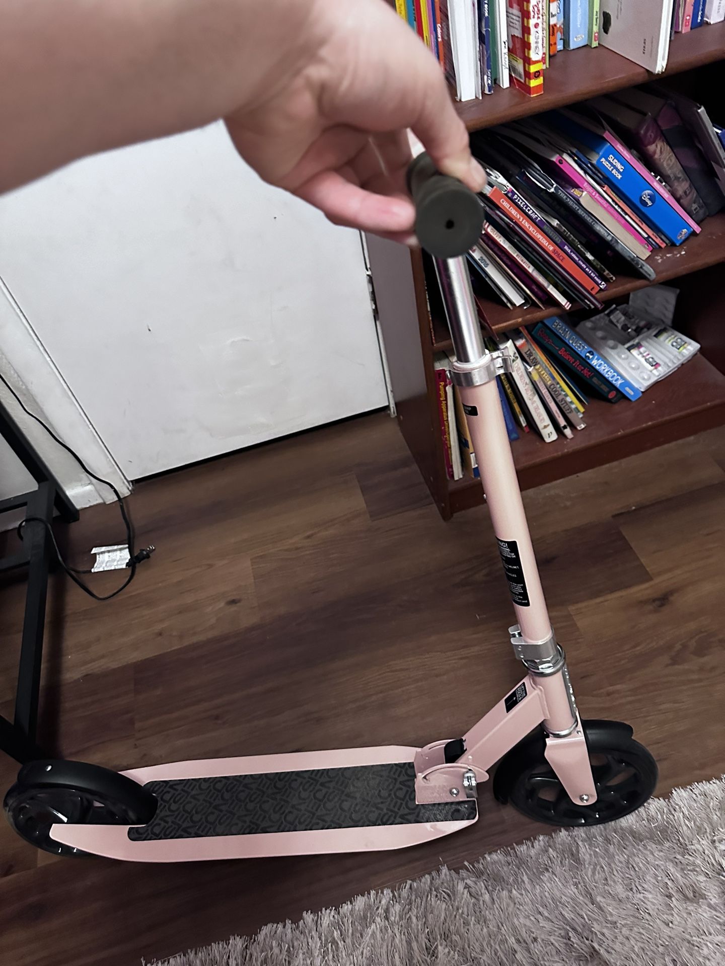 Girls Pink Foldable Non Eletric Scooter