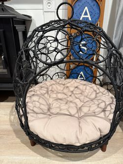 Dog/Cat Indoor/Outdoor Bed