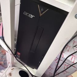 Acer Pc Tower, Monitor, And Mouse Bundle