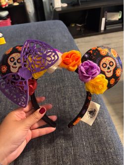 Disney Parks EPCOT Coco Day Of The Dead Sugar Skull With Flowers Minnie Ears