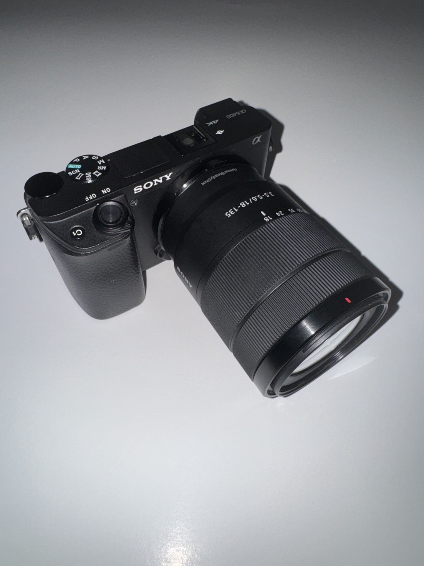 Sony - Alpha a6400 Mirrorless 4K Video Camera with E 18-135mm f/3.5-5.6 OSS Lens