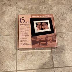 Pandigital 6” LCD Photo Frame