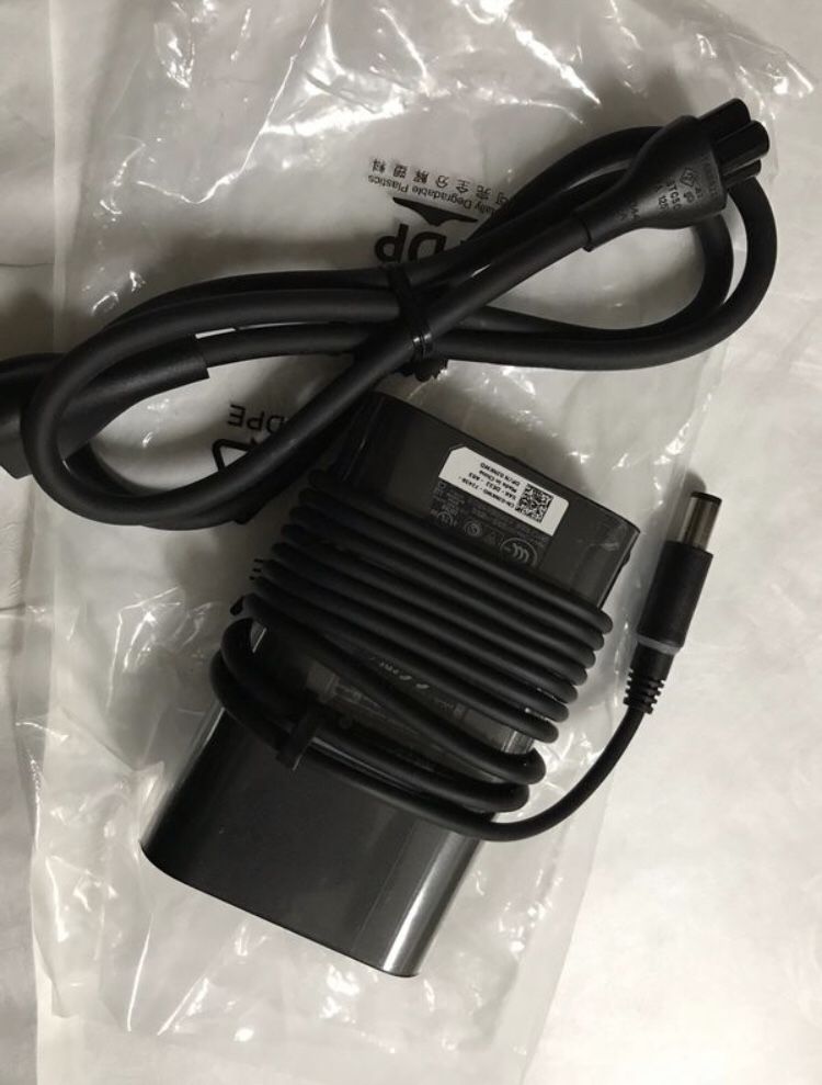 Dell Genuine Slim 65W AC Adapter With Power Cord LA65NM130