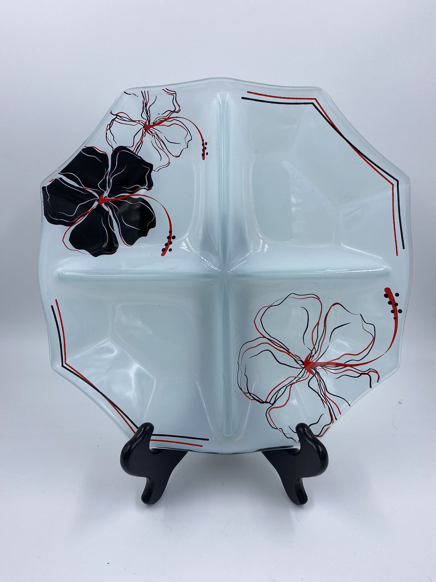 Decorative Glass Plate Red Black White 4 Sections