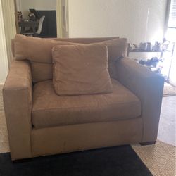 crate and barrel free couch