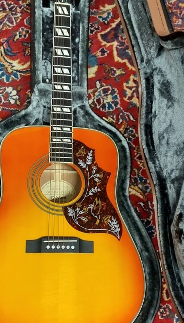 Epiphone Hummingbird Pro Acoustic Guitar !! With Hard Case !! $220 Or Best Offer !!