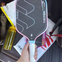 Sypik Triton Pro 3 16mm Pickleball Paddle used a for a week