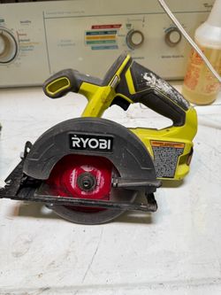 Ryobi saw