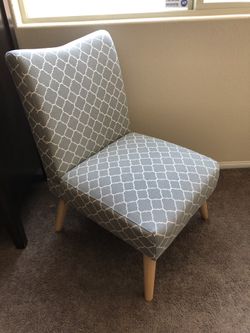 Grey/White Chair
