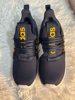 Addidas Lite Racer Adapt 7.0 kids size 4.5