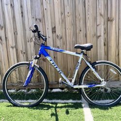 Trek 4300 Bike