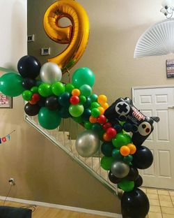 Minecraft Party Balloon Garland