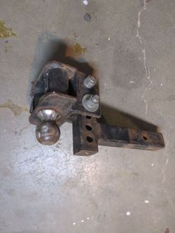 Heavy duty tow hitch