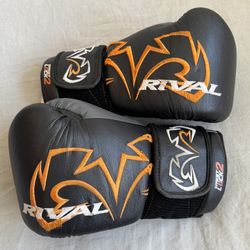 Rival Boxing RB11 Large Evolution Bag Gloves Wrist Lock 2 Hook Loop Dual Angle Black (Silver Lake)