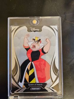 Disney 2025 Queen of Hearts Foil Trading Card