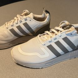 Adidas mens Size 7 1/2