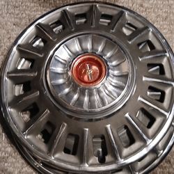 Mustang hubcaps