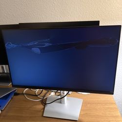 Dell UltraSharp Monitor - BROKEN