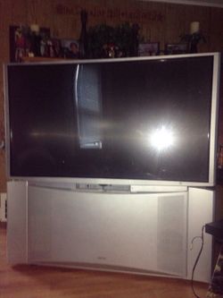 50 inch Hitachi tv with HDMI hook-ups