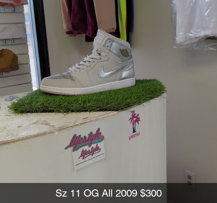 Air Jordan 1 CO JP Tokyo 2009 With Suitcase