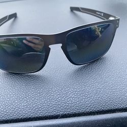 Oakley Sunglasses 