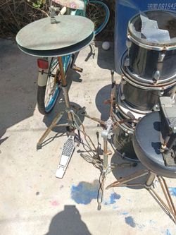 5pc Drums heavy duty hardware and adjustable stool