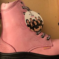 CUTE!!! Pink Pilote & Filles Boots Steel-toed  $30 Sz 6