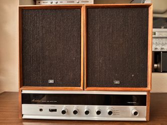 Realistic Modulaire Stereo Receiver System with ARS Speakers