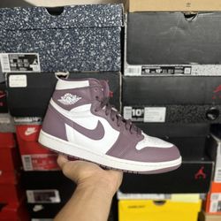 Jordan Mauve 1s size 9.5 VNDS