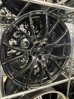 ​CUSTOM 22" DODGE RIMS 5X115 PHOENIX ​Vehicle Fitment: Engineered for maximum curb appeal on all Dodge and Chrysler models requiring the 5x115 bolt pa