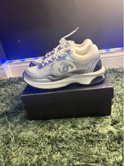 Chanel cc logo sliver and white