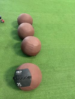 25 LB Rep Fitness Med Balls