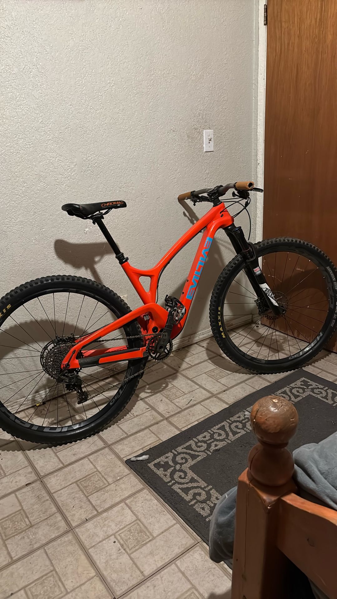 Evil The Following V1 29er Mountain Bike