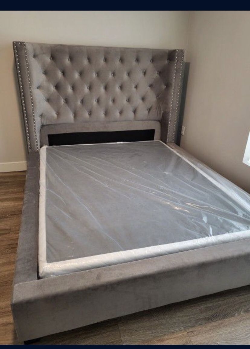 Queen Size Bed Frame With Mattress Included