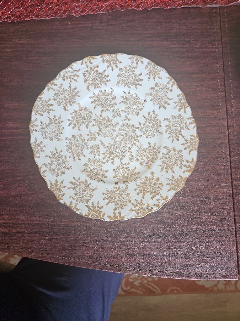 Royal Vale Bone China, Made In Longton. England