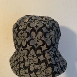 COACH Signature Jacquard Bucket Hat - Women's