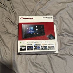 Pioneer DMH-W4660NEX