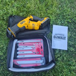 20V MAX Cordless Compact Reciprocating Saw