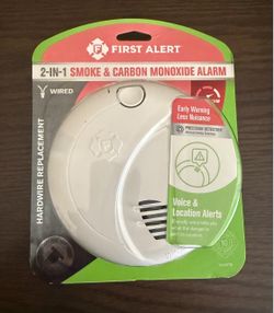 First Alert Hardwired Combination Smoke & Carbon Monoxide Detector with Voice Alert (Model 1046778/ /SMCO100V-AC).