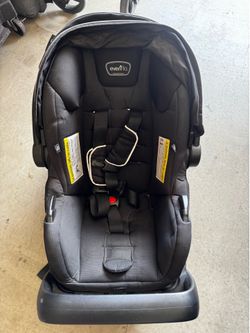 Evenflo infant carrier and base