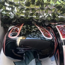 2020 Low Rider s tin set