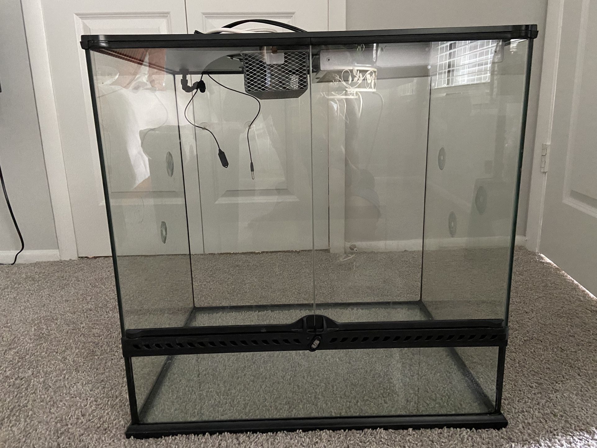 24x18x24” Exo Terra Glass Terrarium 