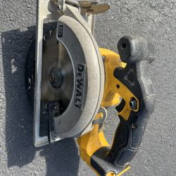 Circular Saw Dewalt 20v