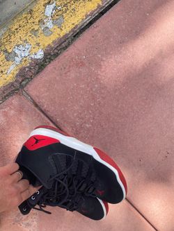 Air Jordan Max Aura Black/Red Size 11 Men’s Shoes