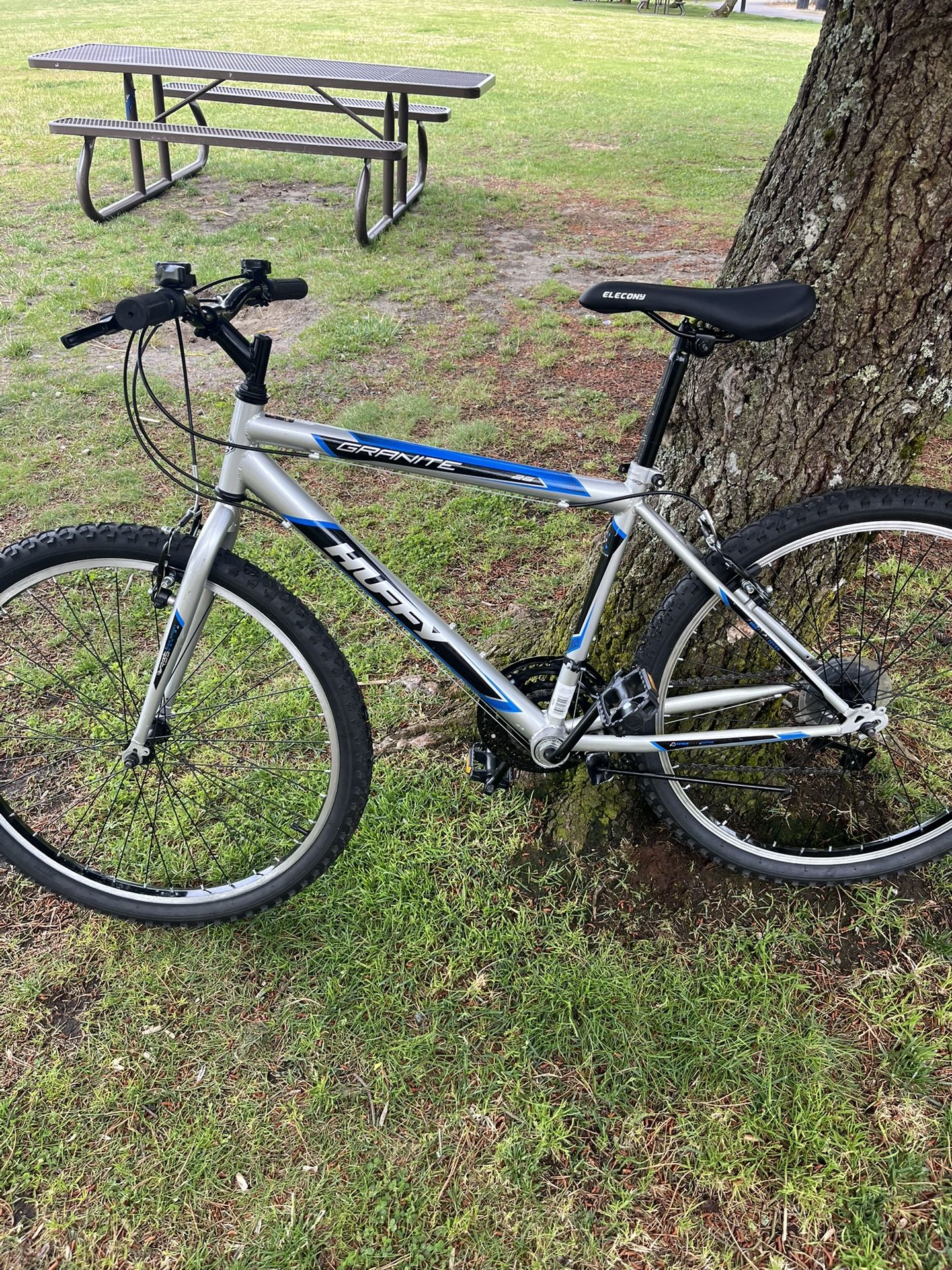 Huffy 26” Tire- 17” X19” Frame- 29” Stand Over.